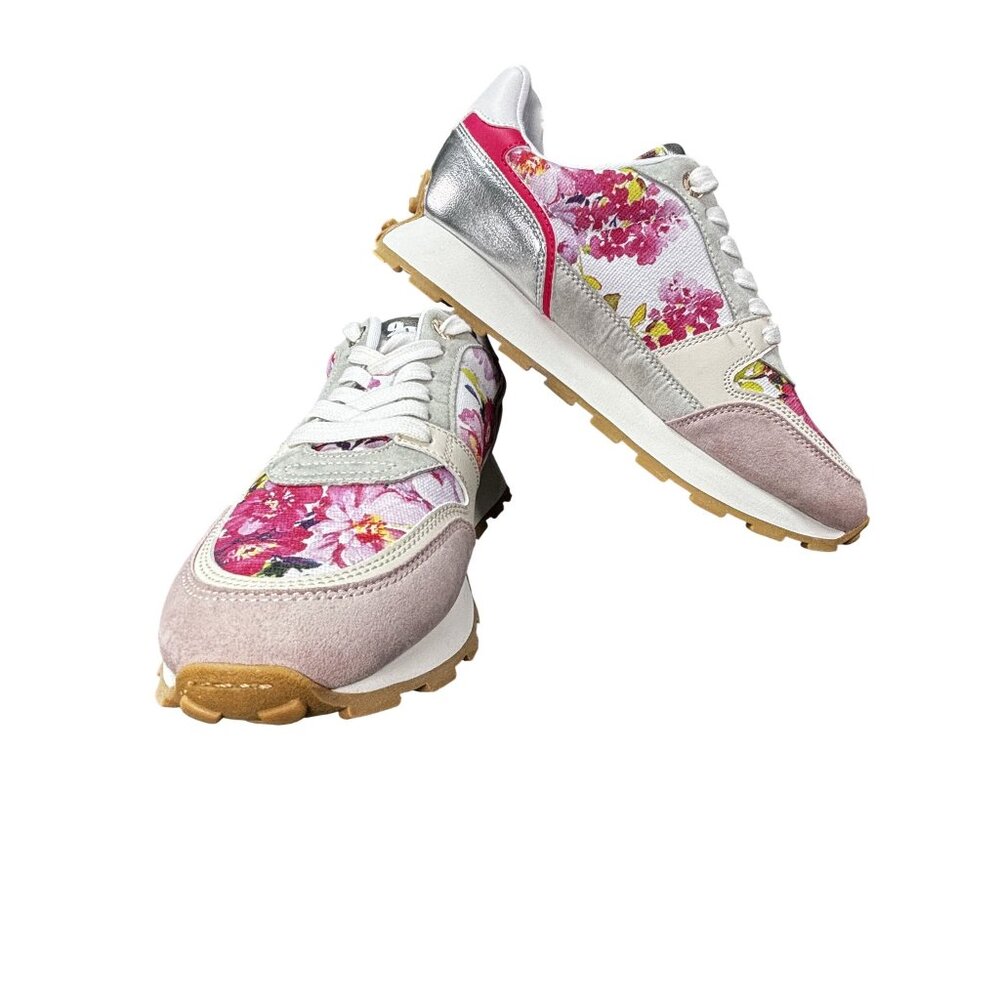 NWOT Nine West Women’s Floral Pink Accent Casual Sneakers